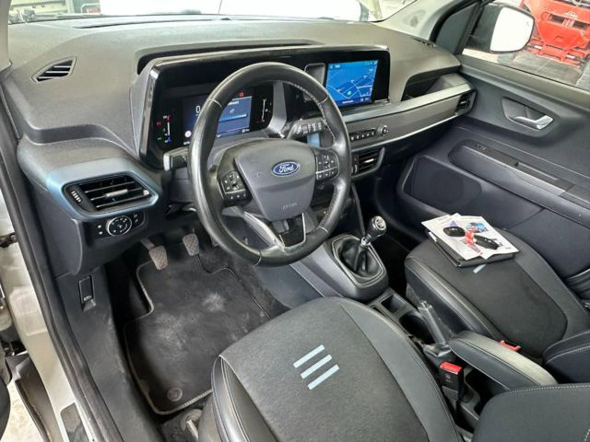 Ford Tourneo Courier 1.0 EcoBoost 100 CV Plus (15)