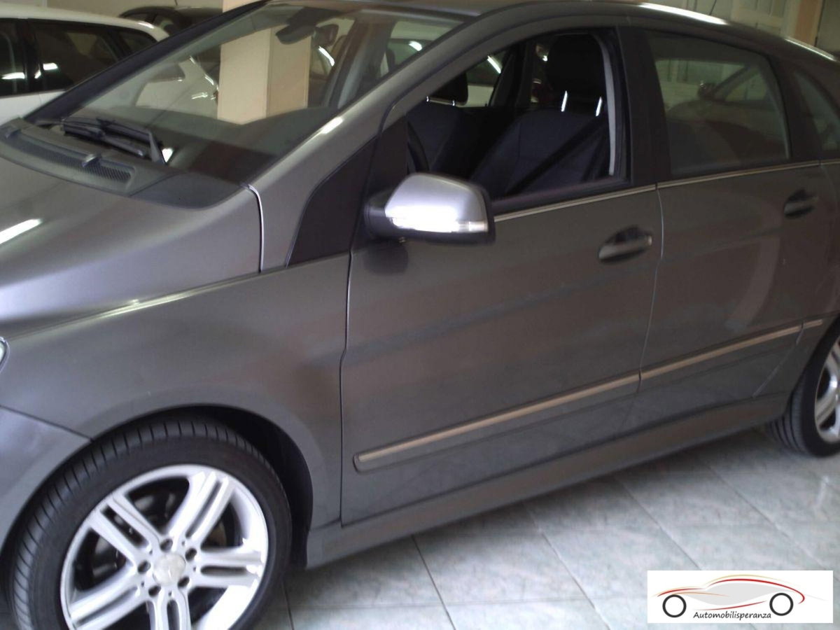 Mercedes-Benz Classe B 200 CDI Premium (5)