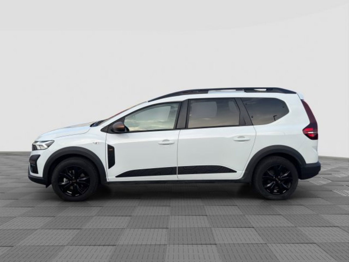 Dacia Jogger 1.6 hybrid Extreme 140cv (2)