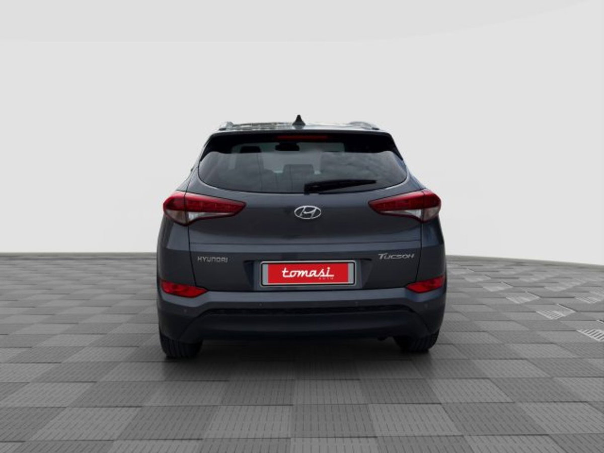 Hyundai Tucson 1.7 CRDi XPossible (4)