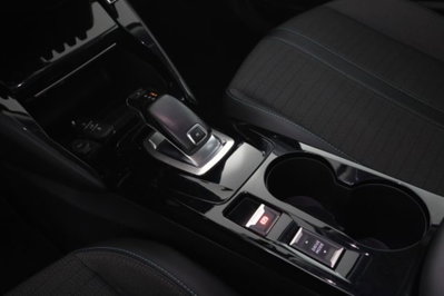 Peugeot 2008 BlueHDi 130 S&S EAT8 Allure Pack (13)