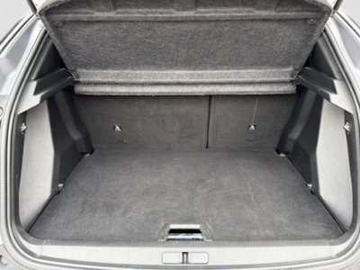 Peugeot 2008 PureTech 130 S&S EAT8 GT Pack (13)