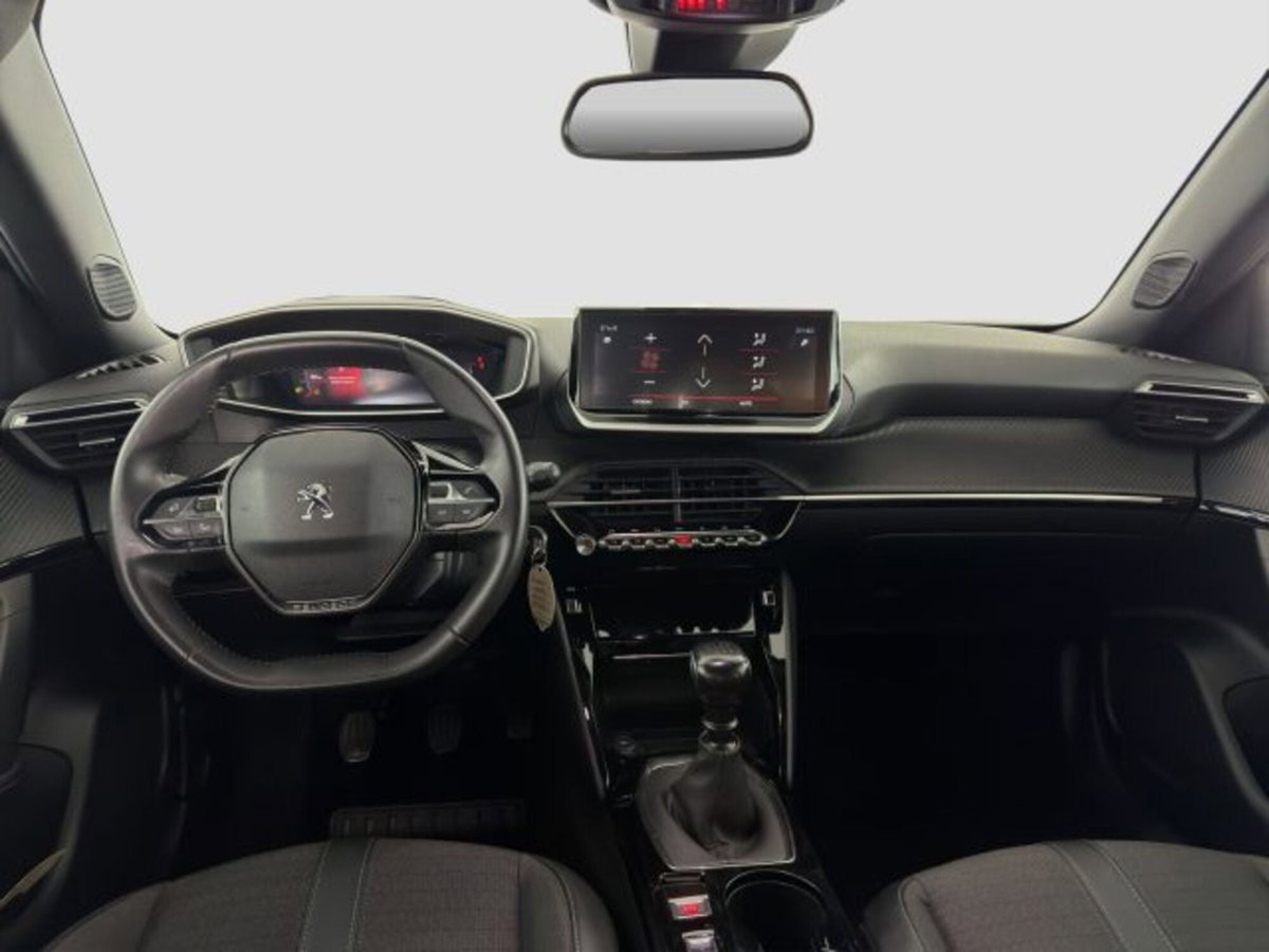 Peugeot 2008 PureTech 100 S&S Allure Pack (12)