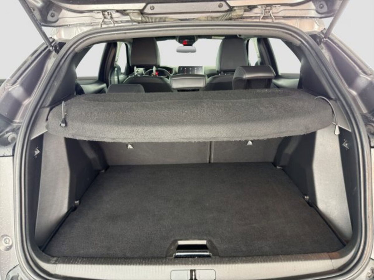 Peugeot 2008 PureTech 100 S&S Allure Pack (14)