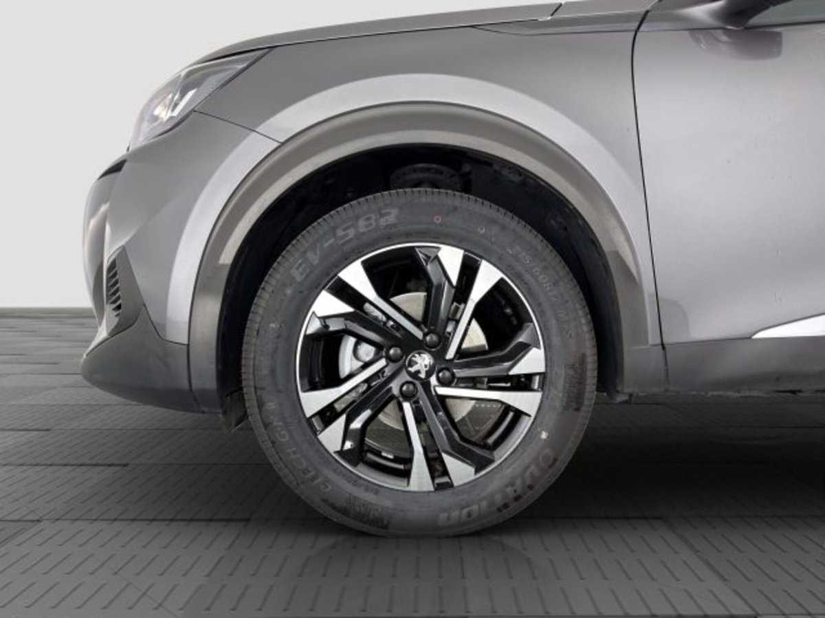 Peugeot 2008 PureTech 100 S&S Allure Pack (16)