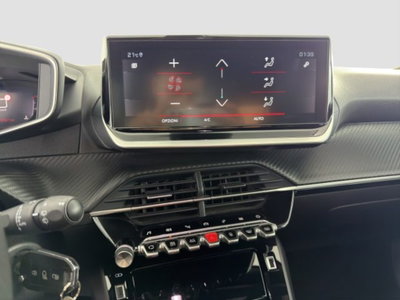 Peugeot 2008 PureTech 100 S&S Allure Pack (17)