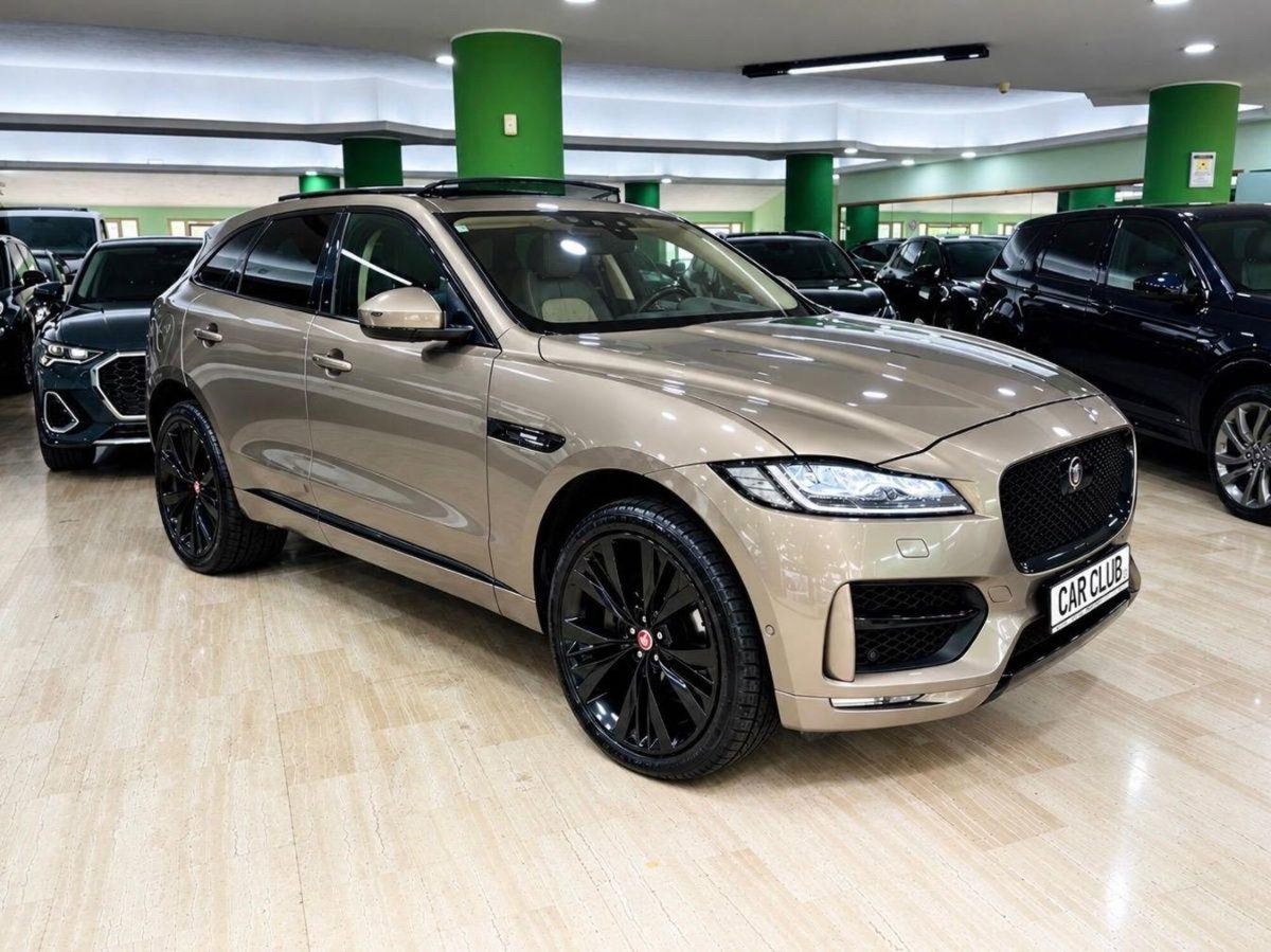 Jaguar F-Pace 3.0 D V6 300 CV AWD aut. First Edition (3)