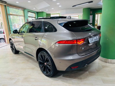 Jaguar F-Pace 3.0 D V6 300 CV AWD aut. First Edition (6)