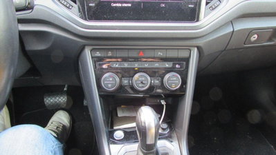 Volkswagen T-Roc Cabrio 1.5 TSI ACT DSG Style (13)