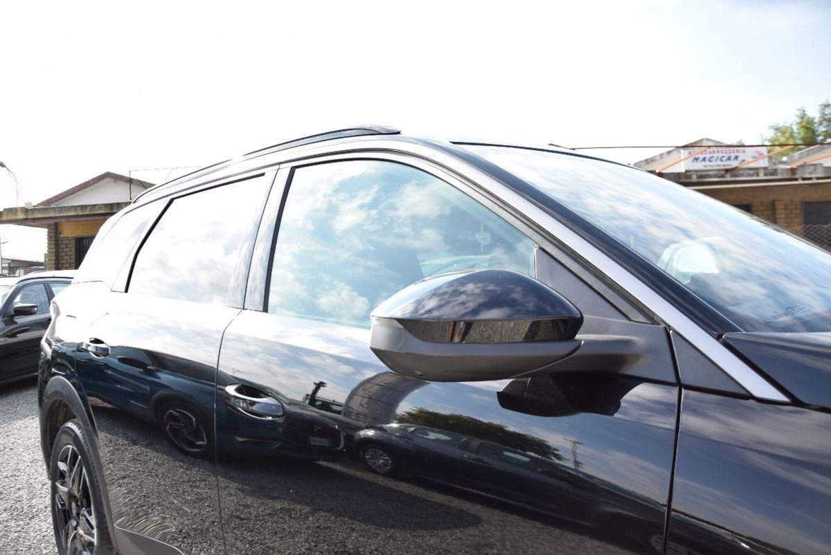 Peugeot 5008 1.2 hybrid Allure 145cv 7p.ti e-dcs6 (17)