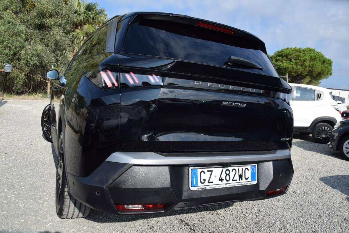 Peugeot 5008 1.2 hybrid Allure 145cv 7p.ti e-dcs6 (19)