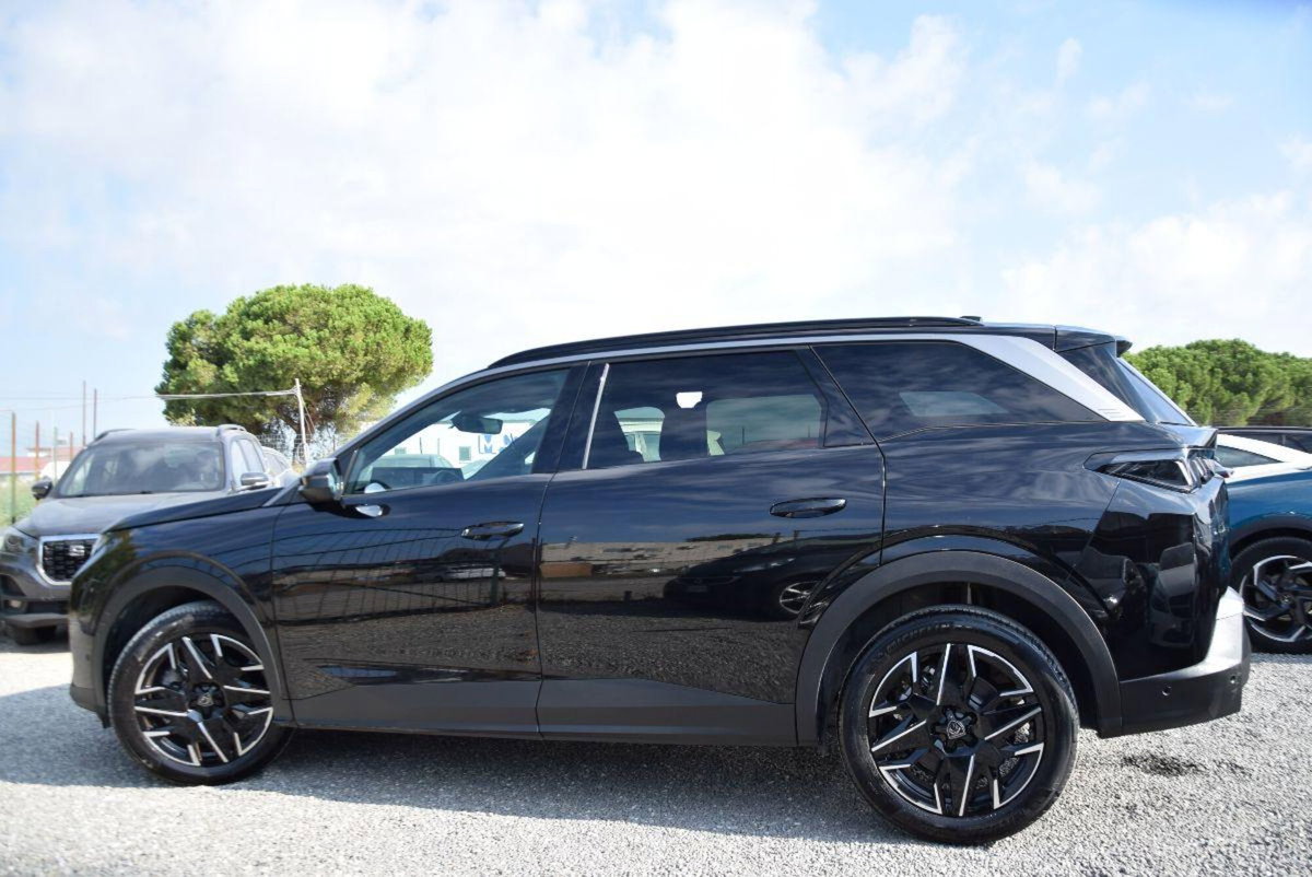 Peugeot 5008 1.2 hybrid Allure 145cv 7p.ti e-dcs6 (20)