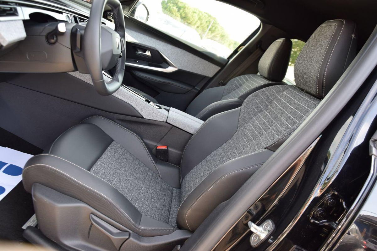 Peugeot 5008 1.2 hybrid Allure 145cv 7p.ti e-dcs6 (6)