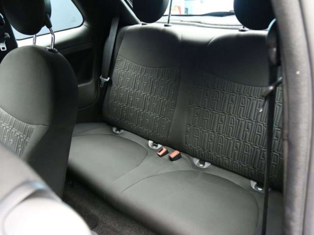 Fiat 500 1.0 Hybrid Red (10)