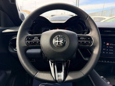 Alfa Romeo Junior 1.2 ibrida 145cv edct6 (16)