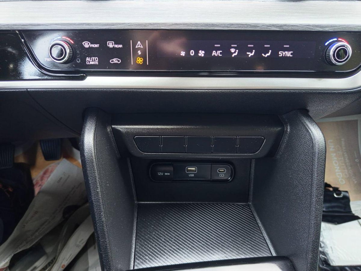 Kia Sportage 1.6 CRDI 136 DCT7 2WD Mild Hybrid Black Edition (18)