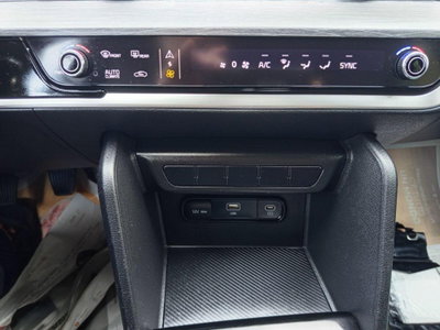 Kia Sportage 1.6 CRDI 136 DCT7 2WD Mild Hybrid Black Edition (18)