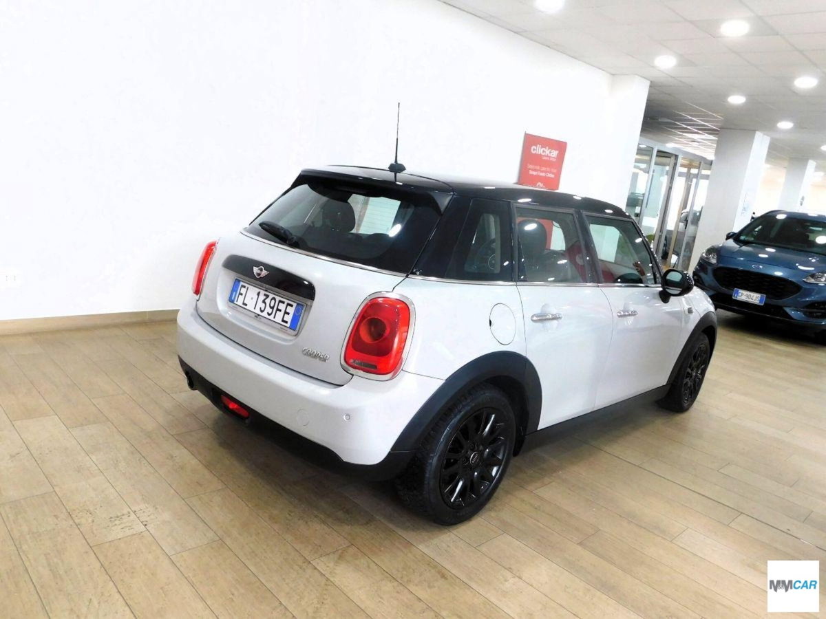 MINI Mini 1.5 Cooper Hype 5 porte (3)