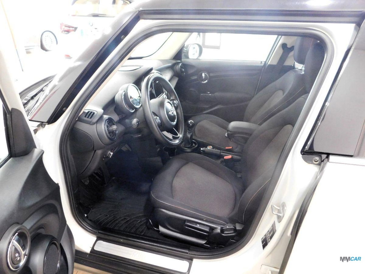 MINI Mini 1.5 Cooper Hype 5 porte (9)