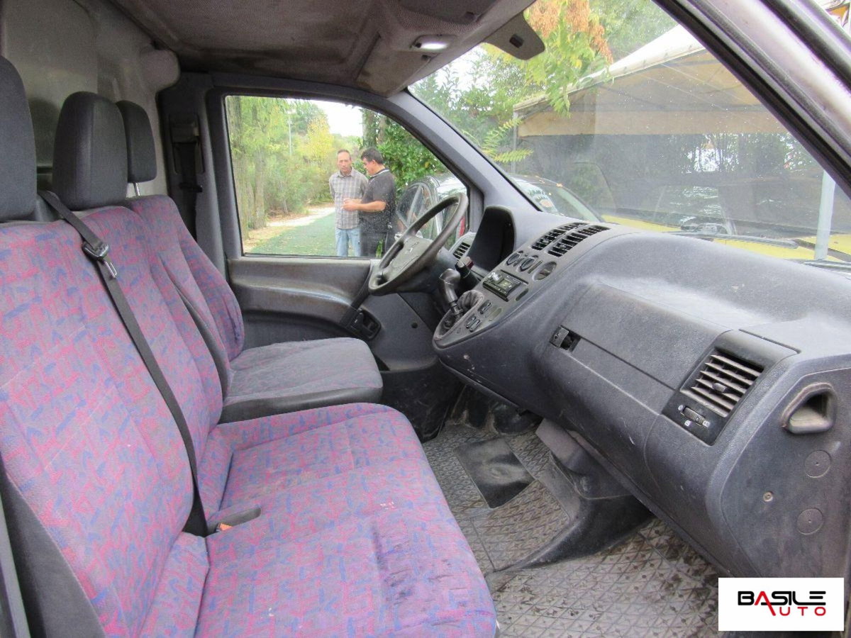 Mercedes-Benz Vito 112 CDI cat Freetime (9)