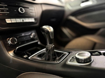 Mercedes-Benz Classe B 180 d Sport (12)