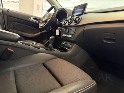 Mercedes-Benz Classe B 180 d Sport (18)