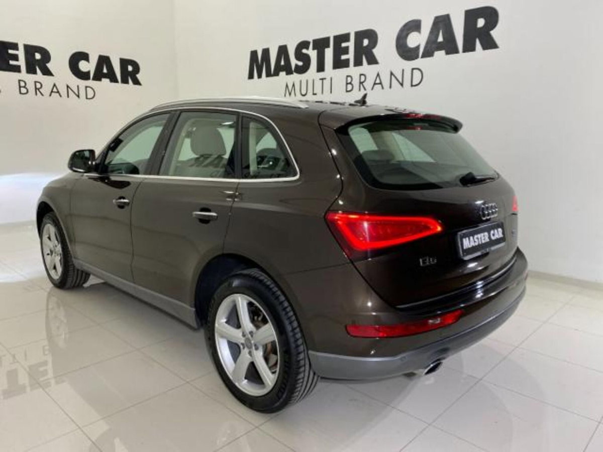 Audi Q5 2.0 TDI 190 CV clean diesel quattro Business (2)