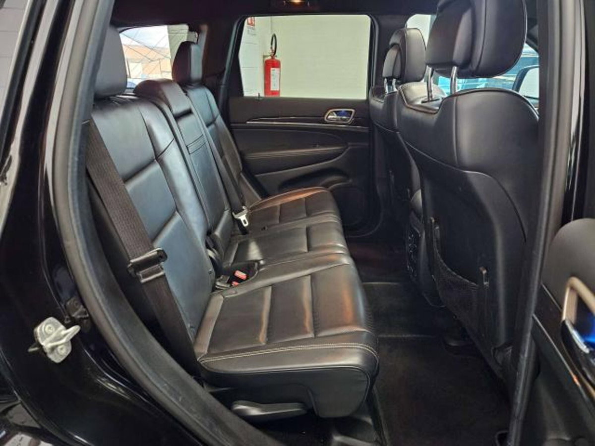 Jeep Grand Cherokee 3.0 V6 CRD 250 CV Multijet II Overland (12)