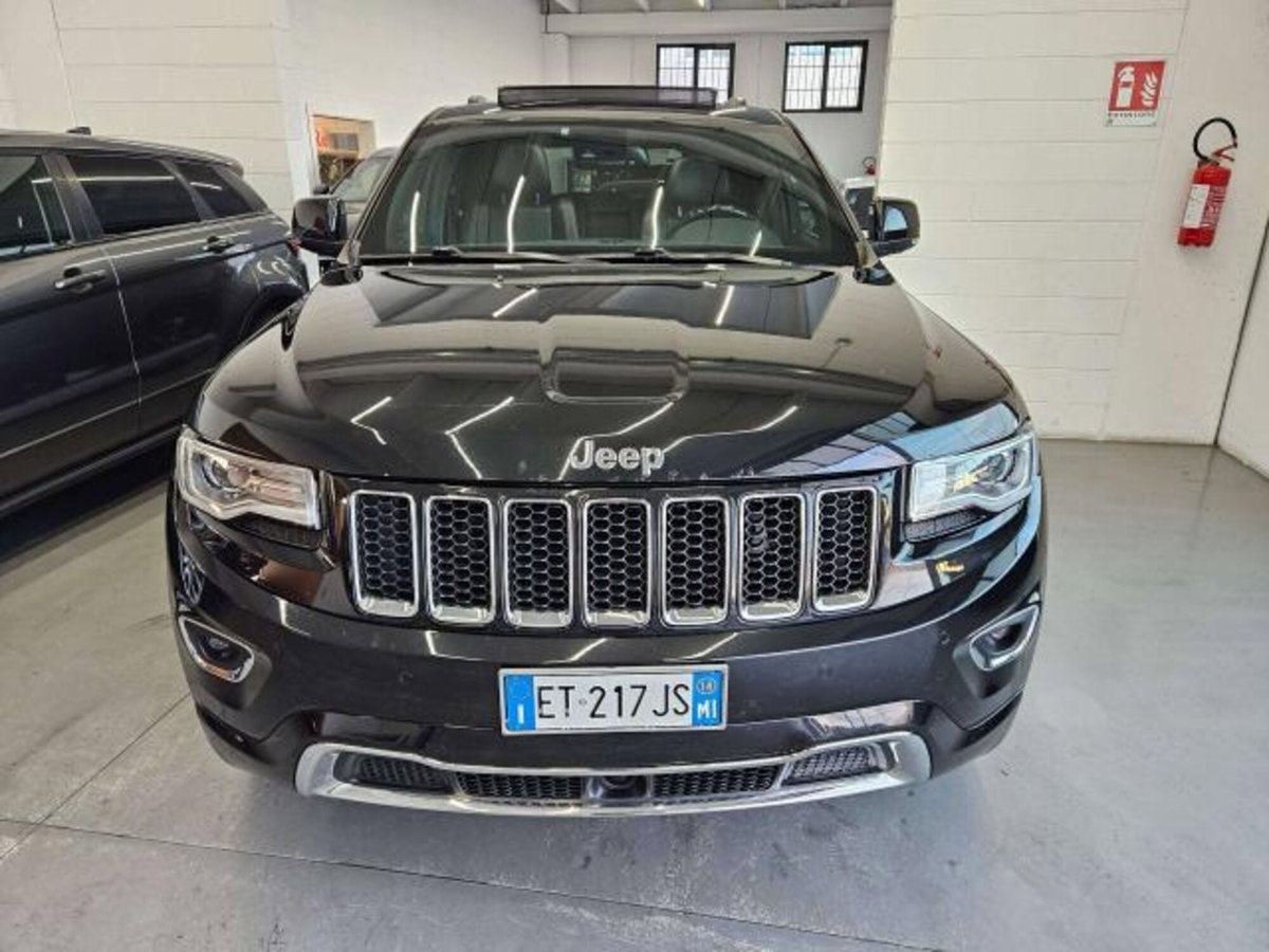 Jeep Grand Cherokee 3.0 V6 CRD 250 CV Multijet II Overland (2)