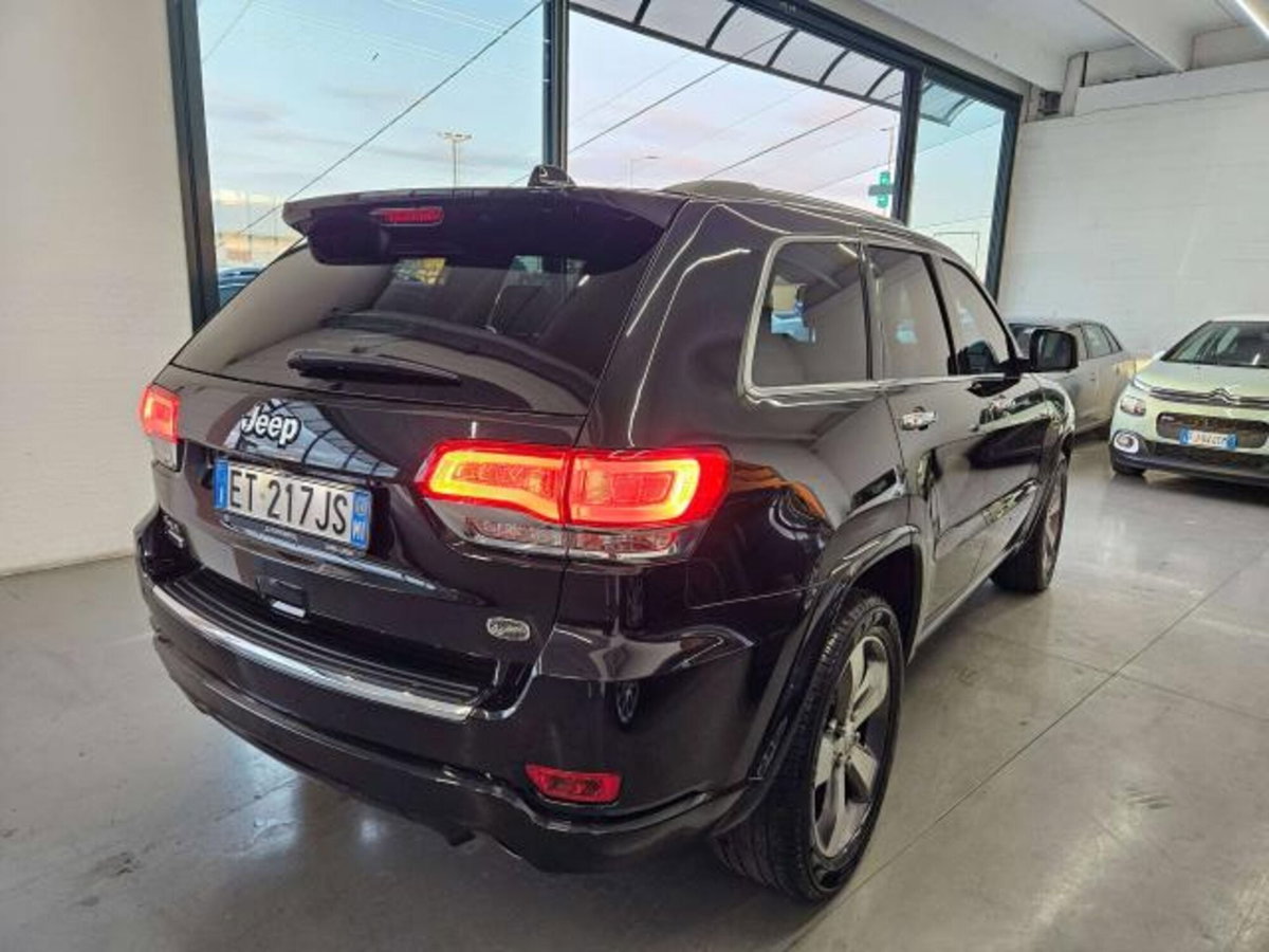 Jeep Grand Cherokee 3.0 V6 CRD 250 CV Multijet II Overland (6)