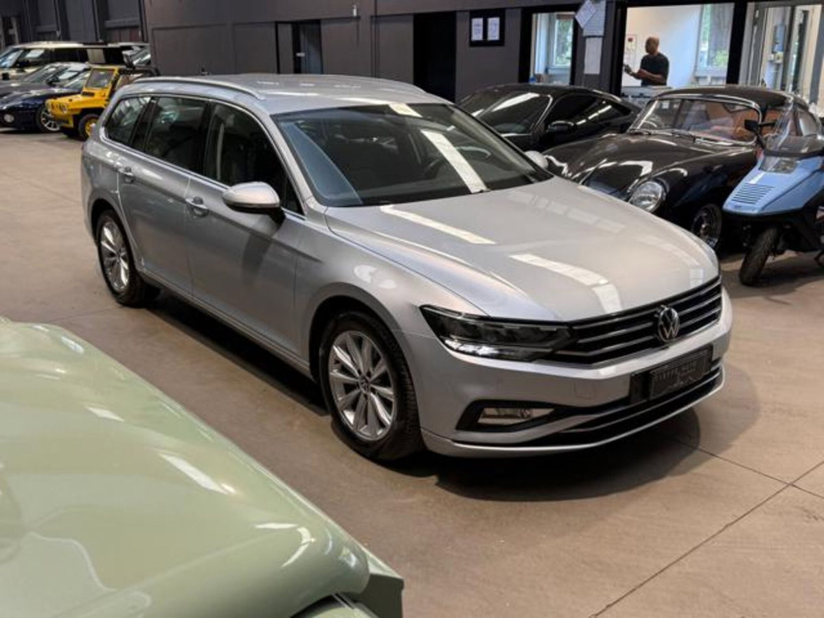 Volkswagen Passat Variant 2.0 TDI SCR 122 CV EVO DSG Business (3)