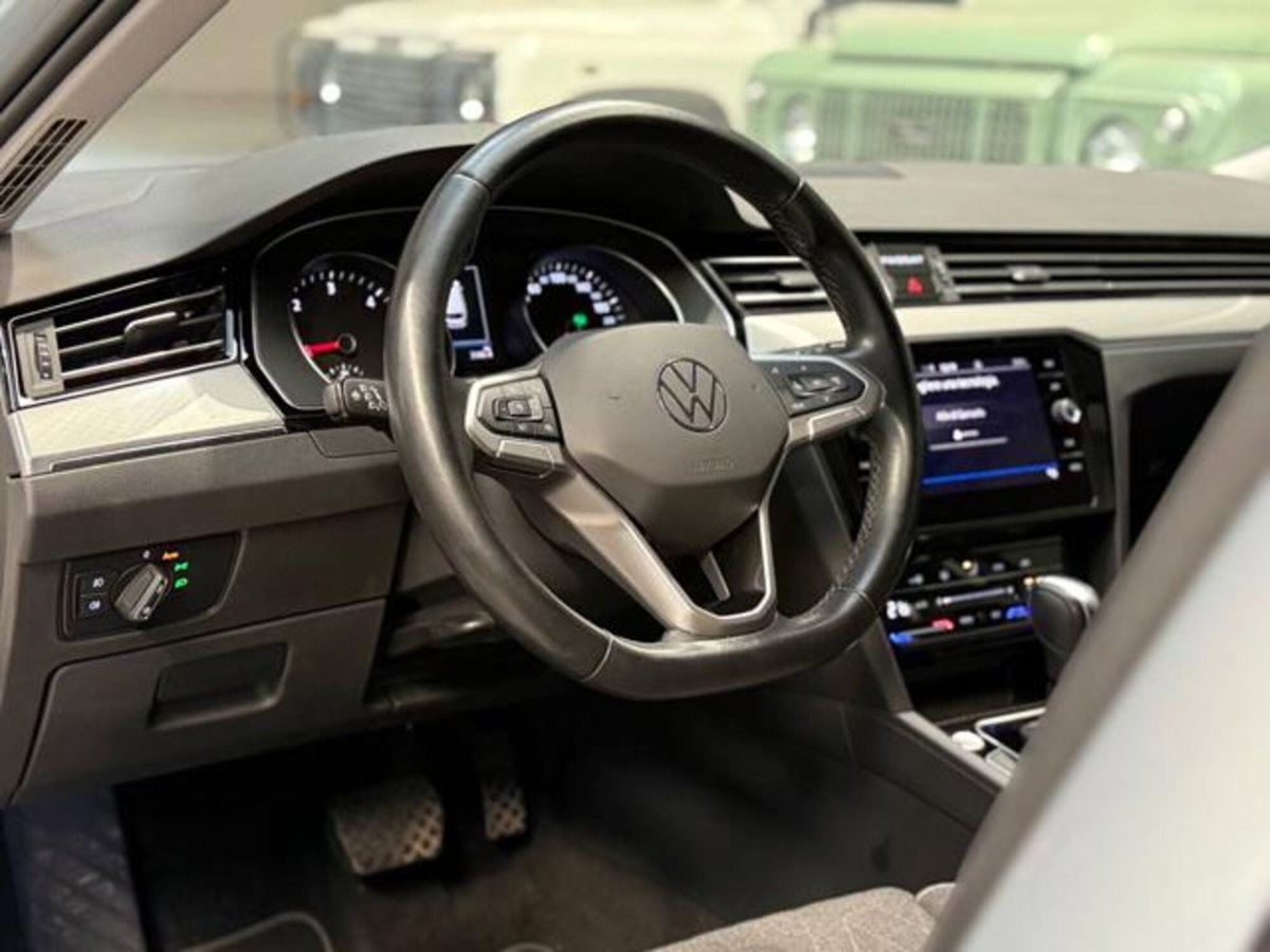 Volkswagen Passat Variant 2.0 TDI SCR 122 CV EVO DSG Business (9)