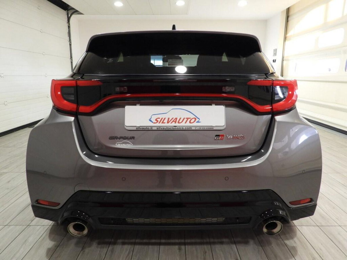 Toyota GR Yaris 1.6 Circuit imt-6 (2)