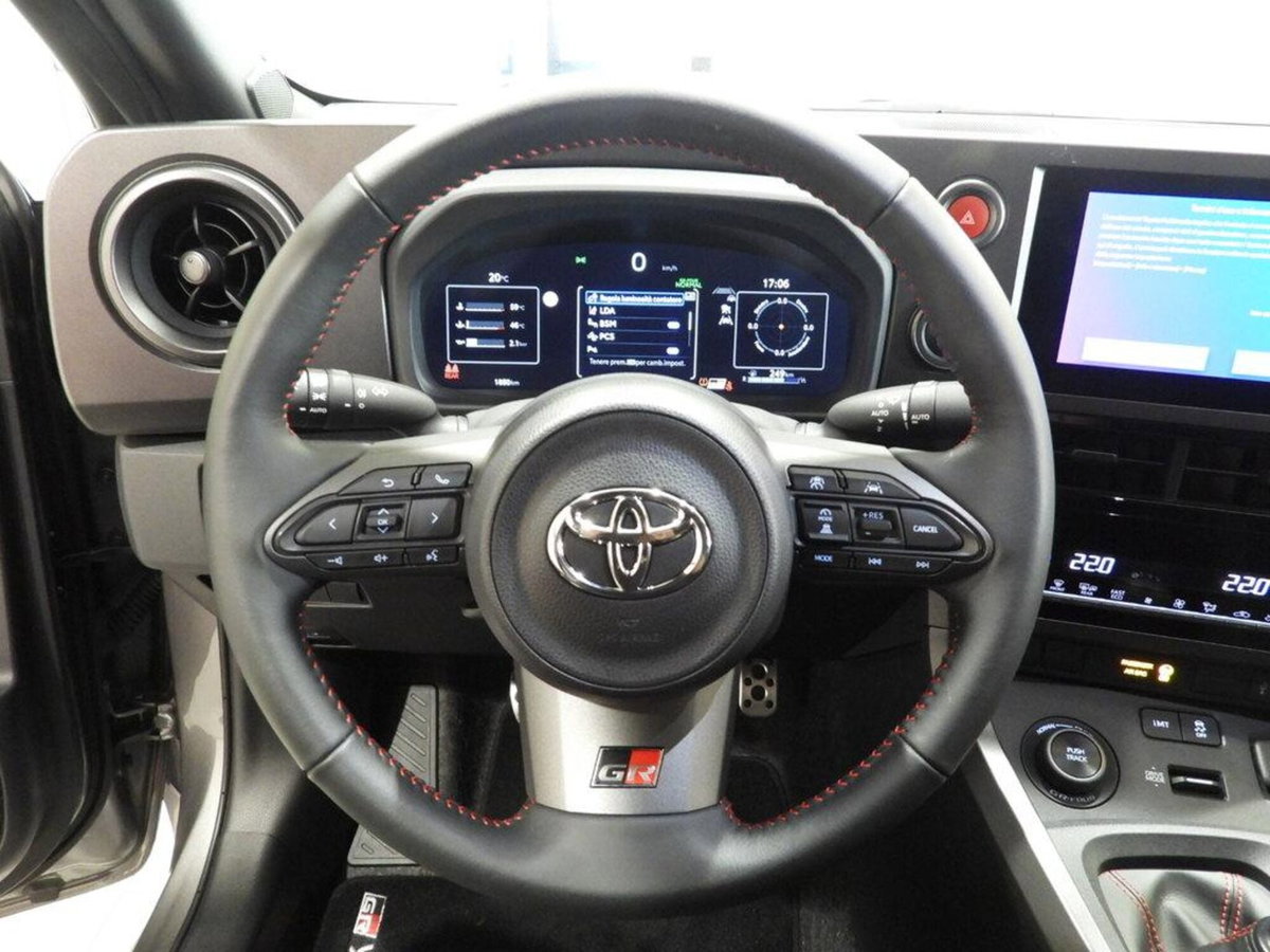 Toyota GR Yaris 1.6 Circuit imt-6 (4)