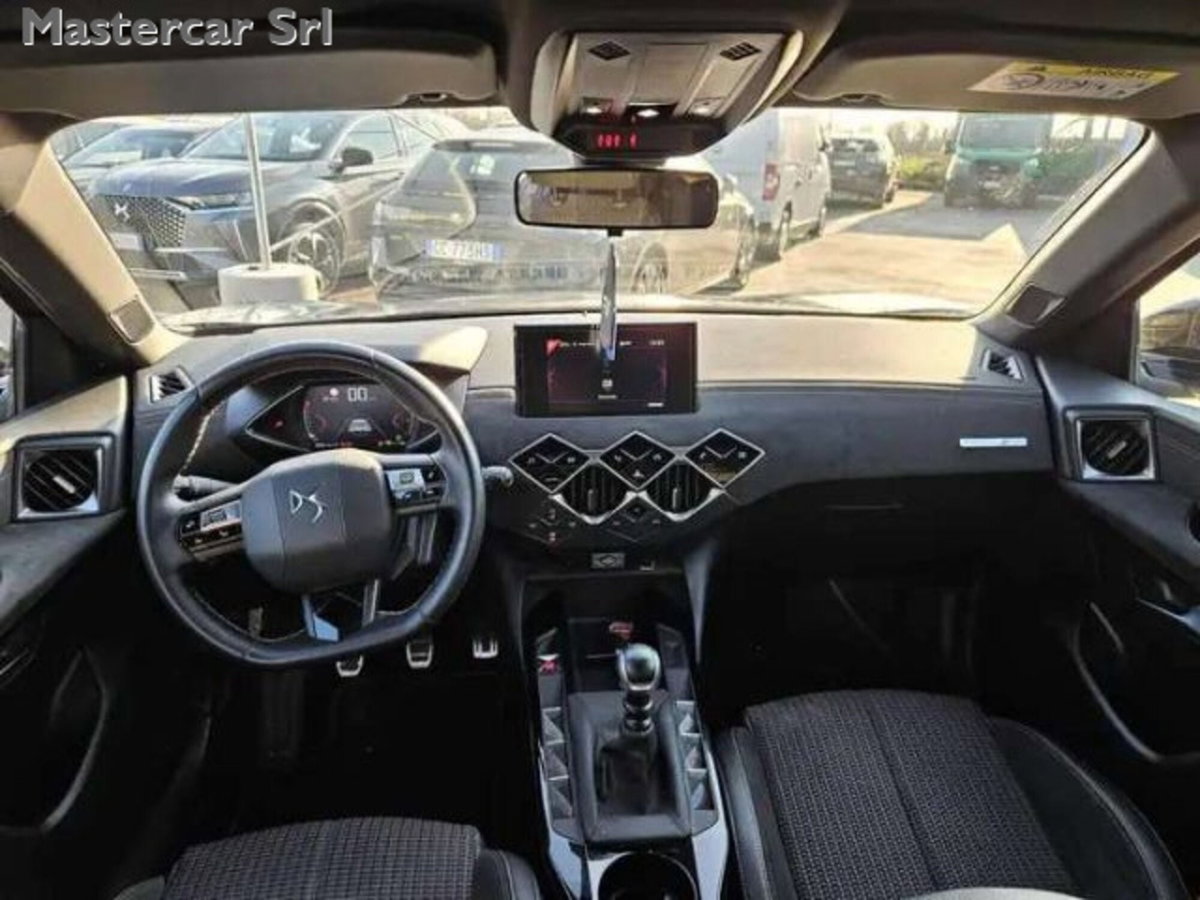Ds DS 3 DS 3 Crossback PureTech 100 Performance Line (11)