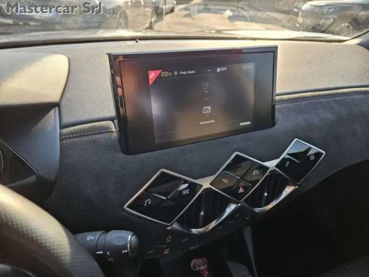Ds DS 3 DS 3 Crossback PureTech 100 Performance Line (14)