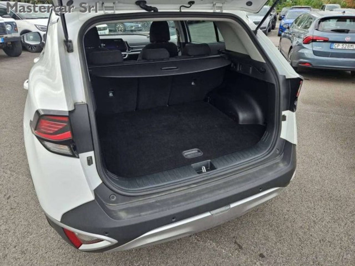 Kia Sportage 1.6 crdi mhev Business dct (14)