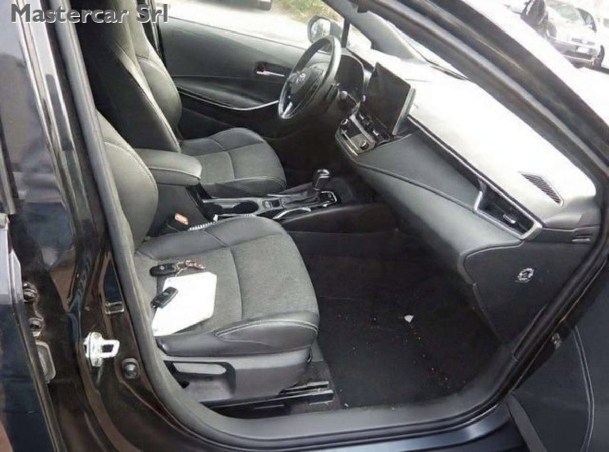 Toyota Corolla Touring Sports 2.0h GR Sport auto (6)