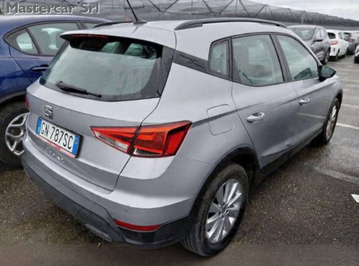 SEAT Arona 1.0 ecotsi Style 95cv (4)