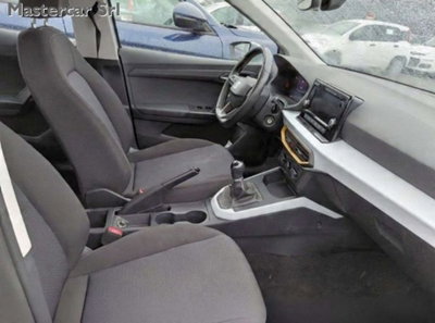 SEAT Arona 1.0 ecotsi Style 95cv (6)