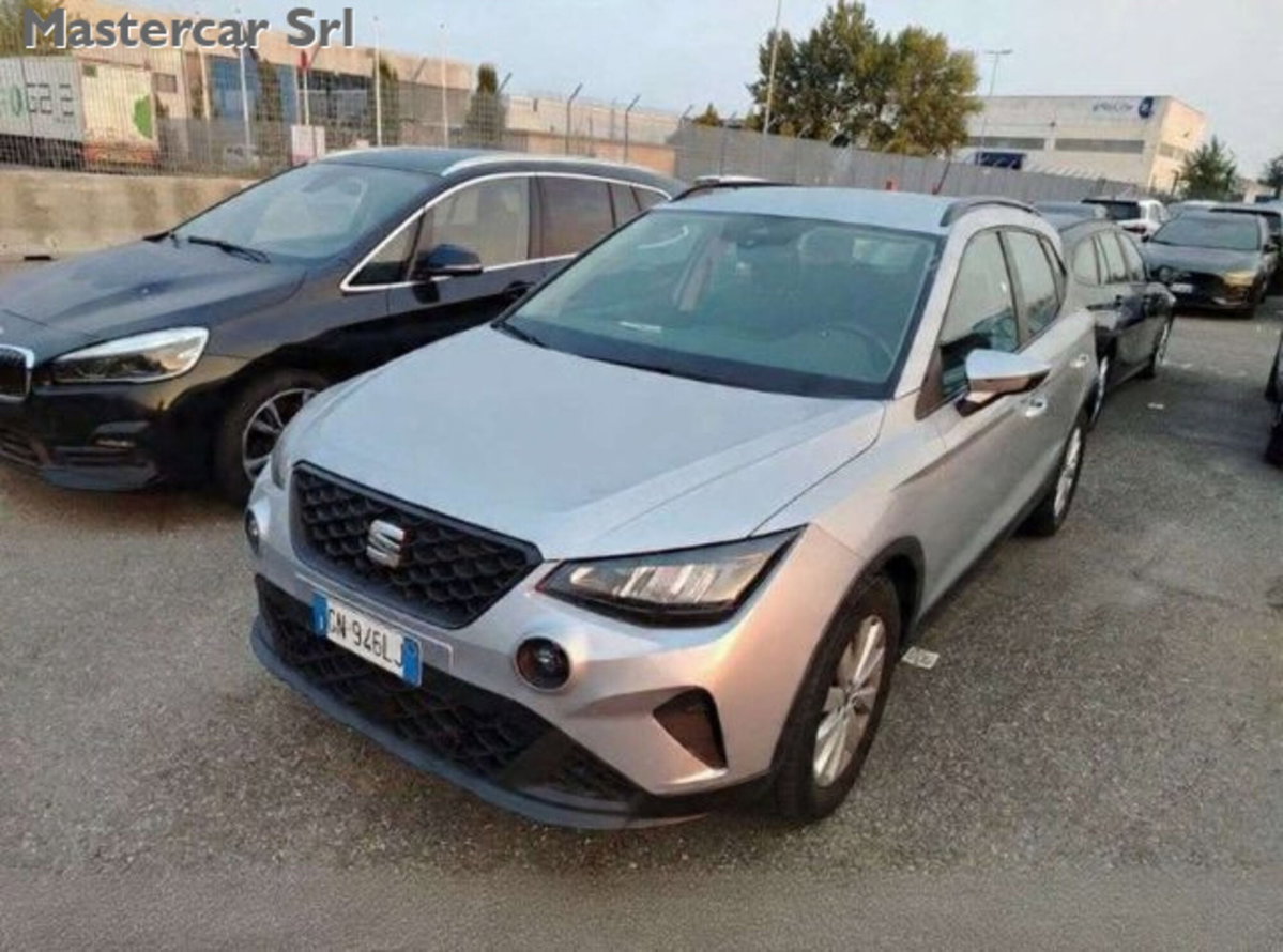 SEAT Arona 1.0 ecotsi Style 95cv (2)
