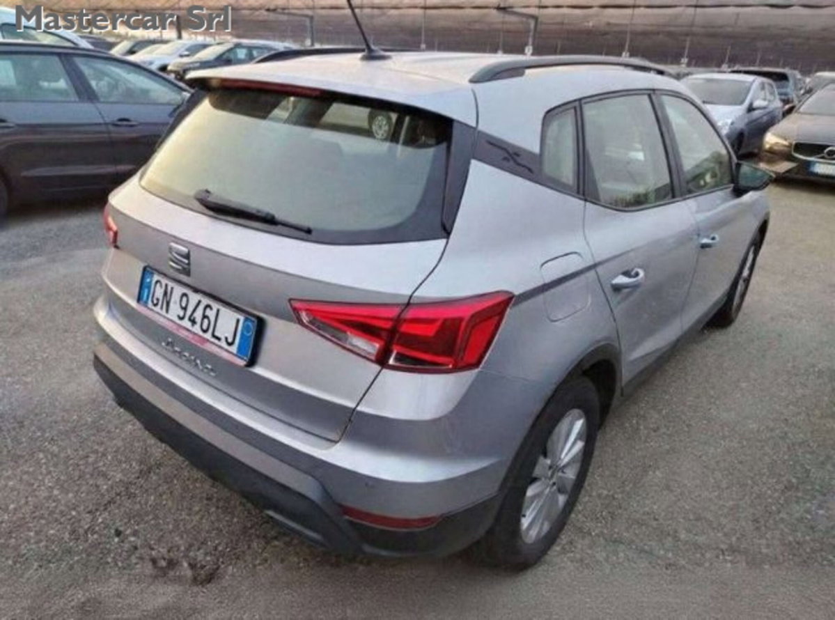 SEAT Arona 1.0 ecotsi Style 95cv (4)