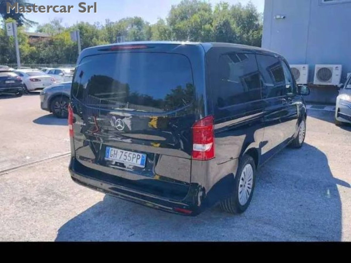 Mercedes-Benz Classe V 220 d Executive Long (4)
