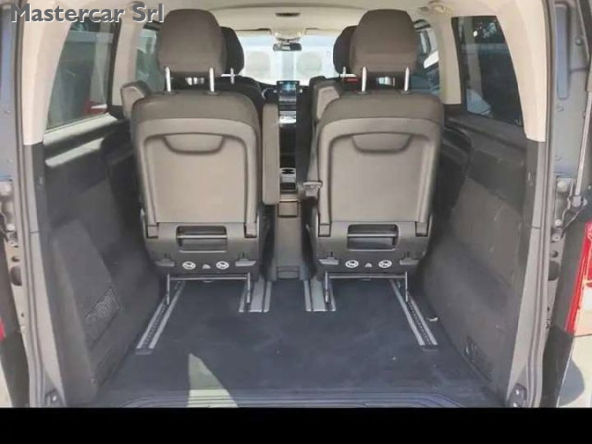 Mercedes-Benz Classe V 220 d Executive Long (8)
