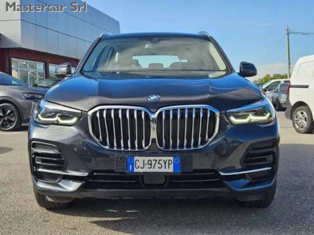 BMW X5 xDrive35d (9)
