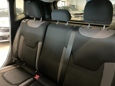 Jeep Renegade 1.6 Mjt 130 CV Limited (11)