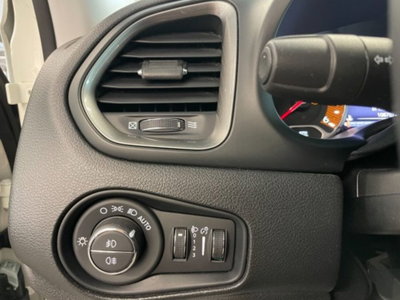 Jeep Renegade 1.6 Mjt 130 CV Limited (13)