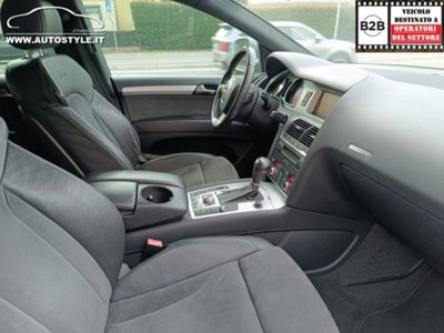 Audi Q7 3.0 V6 TDI 240 CV clean diesel quattro tiptronic (12)