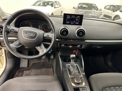 Audi A3 Sportback 1.6 TDI clean diesel S tronic Business (12)