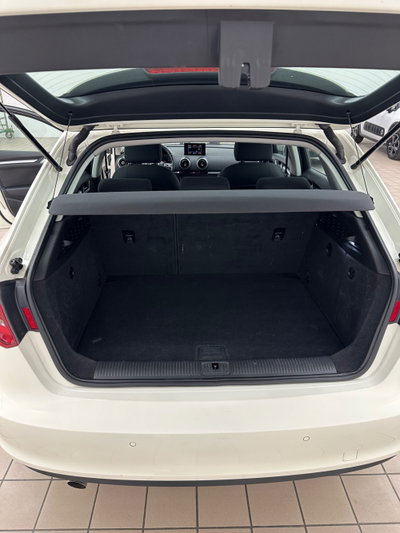Audi A3 Sportback 1.6 TDI clean diesel S tronic Business (14)